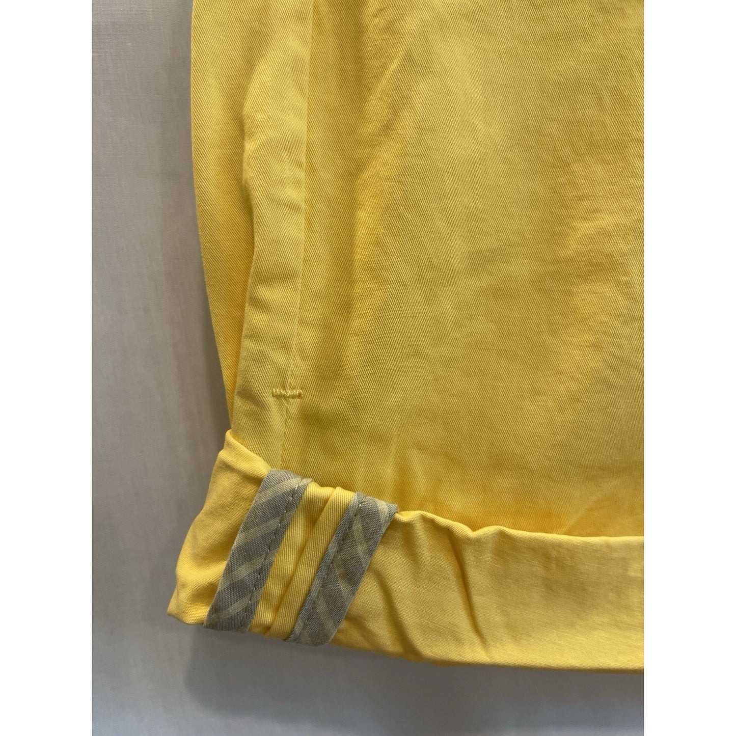 Men's Bench Urban Wear Chino Shorts Size 32 Yellow 🌴NEW🌴
