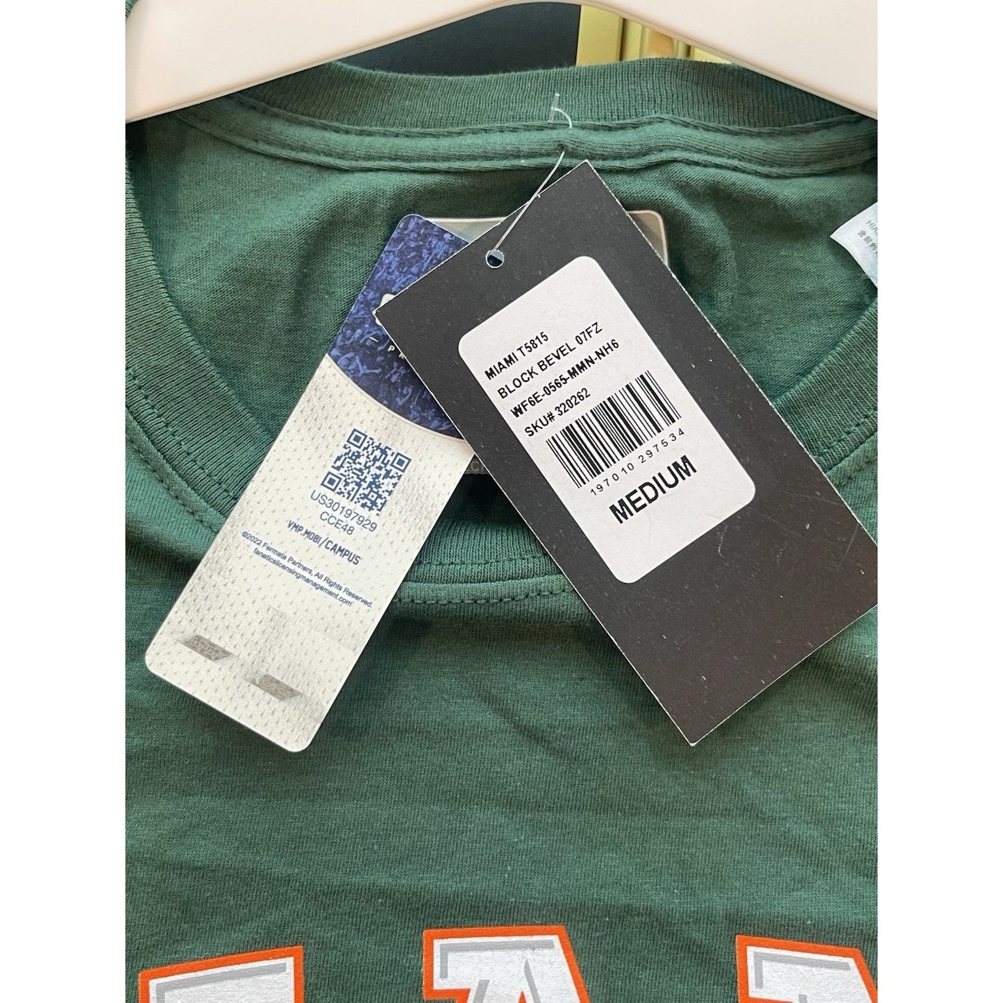 Miami Hurricanes T-Shirt Green Choose Size M or XXL 💚NEW🧡University College